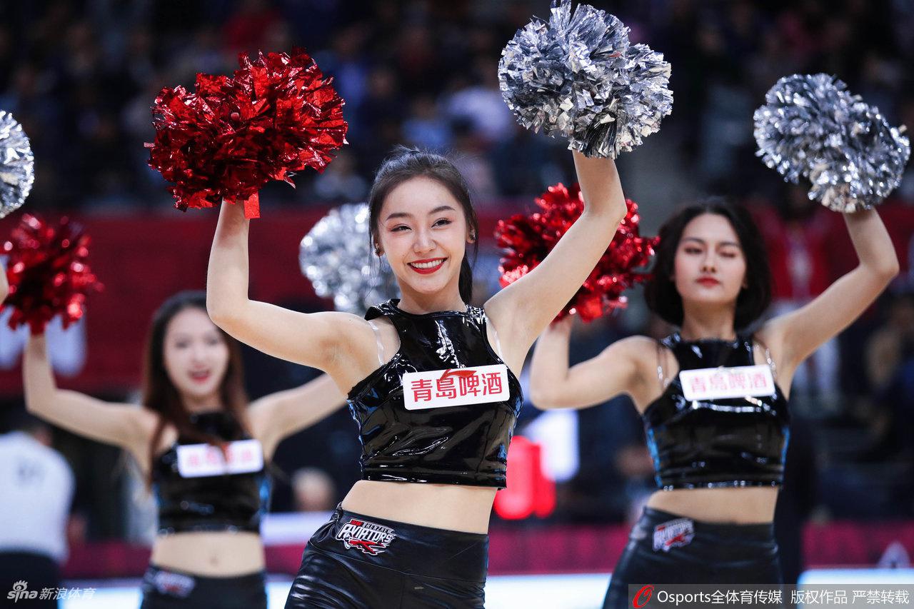 CBA拉拉队13轮回顾 皮裤辣妹vs美少女战士