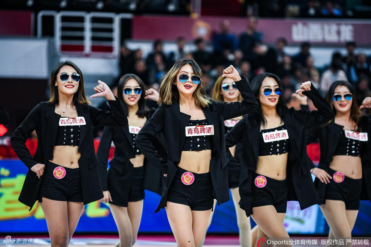 CBA拉拉队13轮回顾 皮裤辣妹vs美少女战士