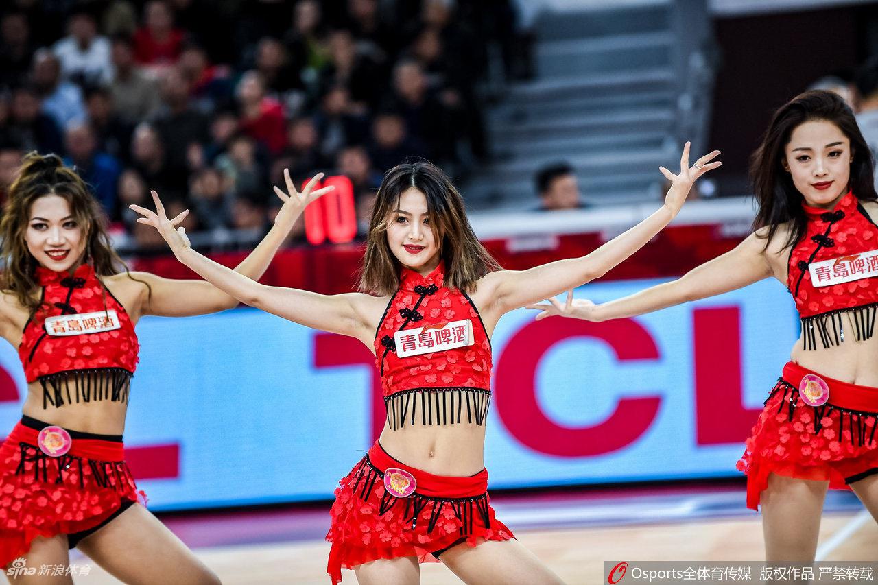 CBA拉拉队13轮回顾 皮裤辣妹vs美少女战士