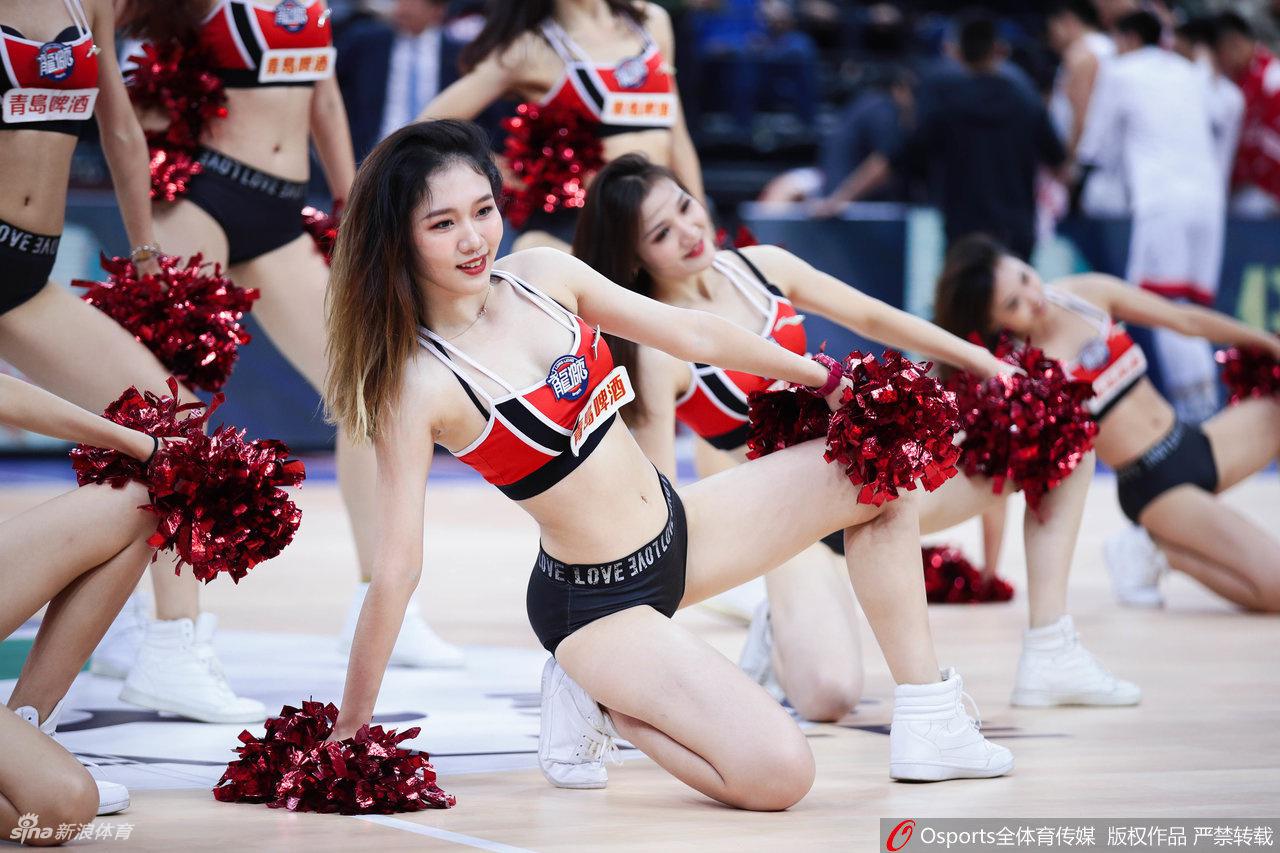 CBA拉拉队13轮回顾 皮裤辣妹vs美少女战士