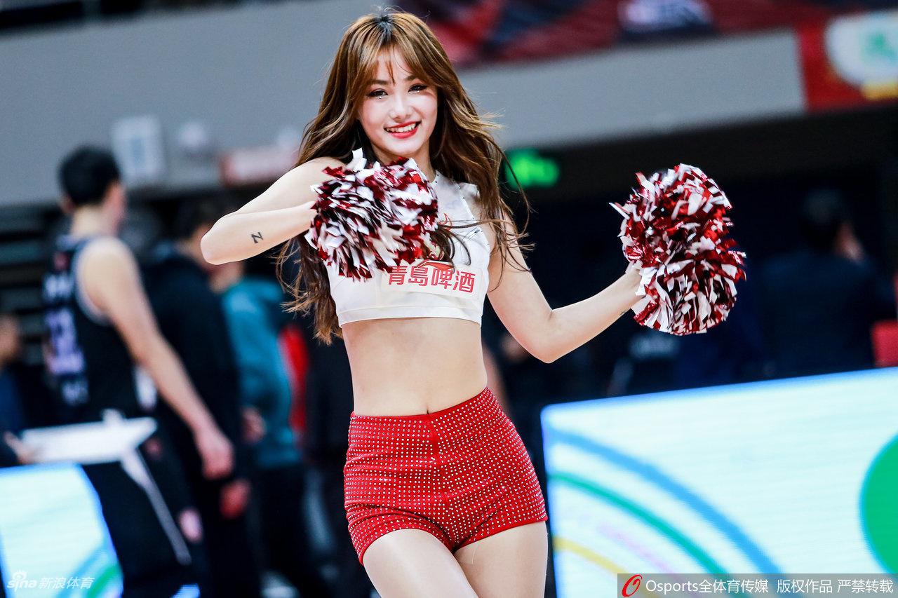 CBA拉拉队13轮回顾 皮裤辣妹vs美少女战士