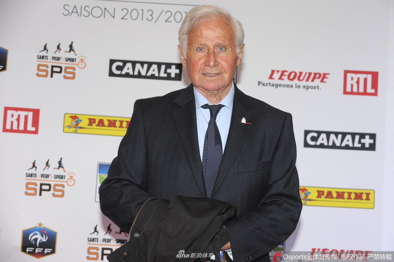 清明时节缅怀体坛过去一年逝者