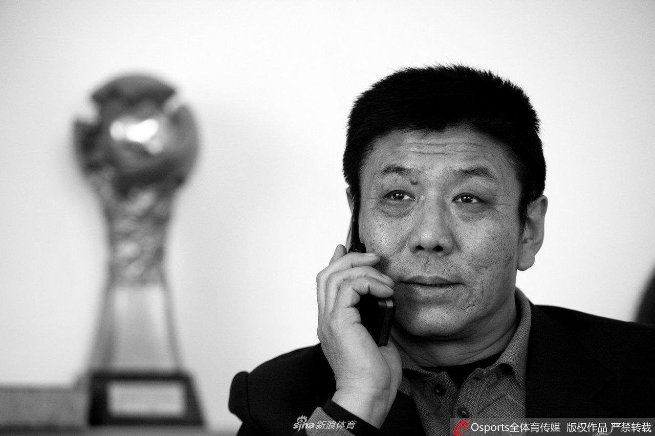 清明时节缅怀体坛过去一年逝者