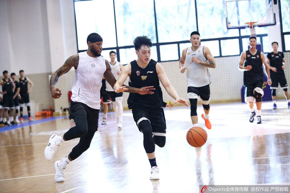 广东宏远训练备战