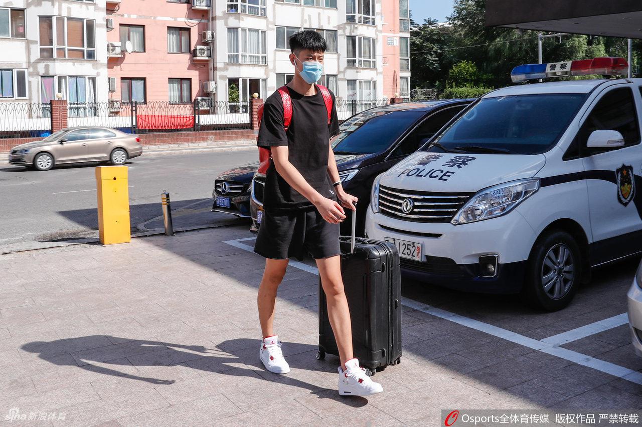 曾凡博（北京首钢）