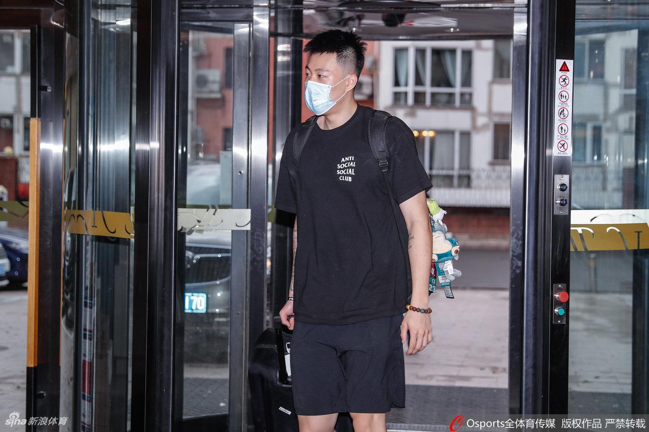 张镇麟（辽宁飞豹）