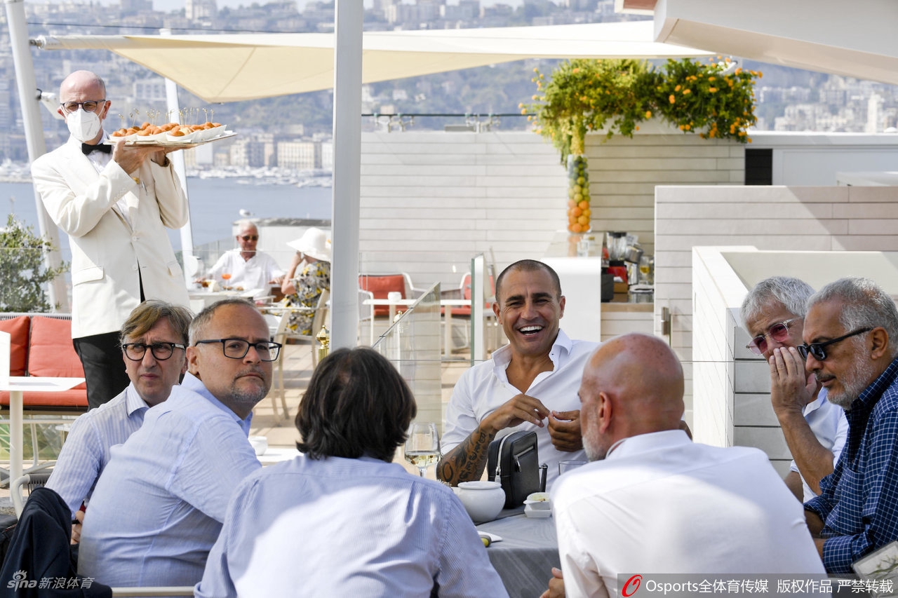 卡纳瓦罗：解约不是俱乐部原因 放弃11个月薪水