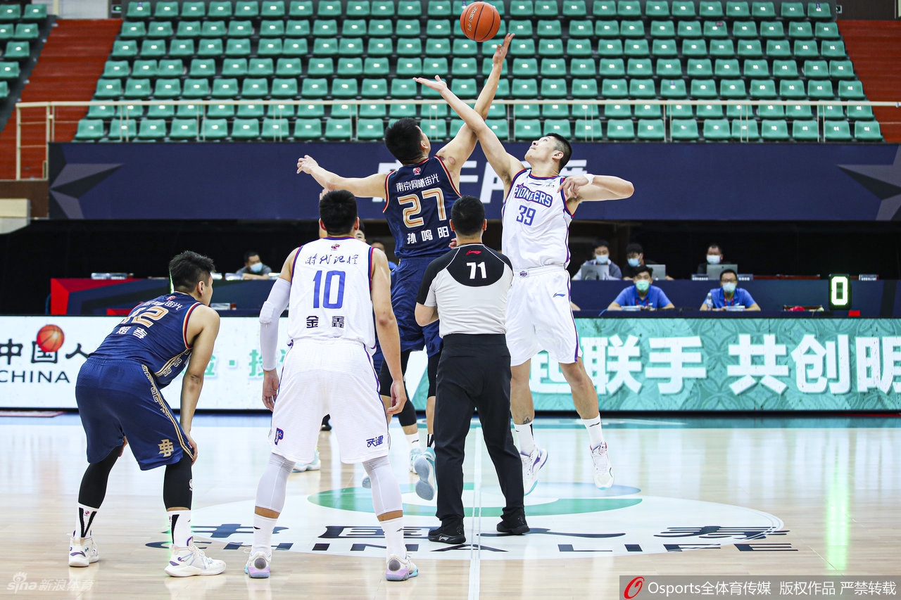 [CBA季前赛]天津64-85南京同曦