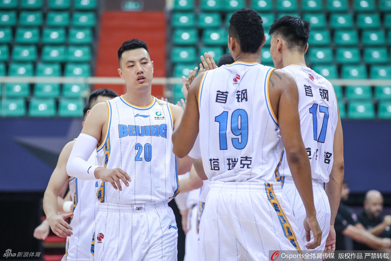 [CBA季前赛]广厦61-59北京 孙铭徽罚球绝杀