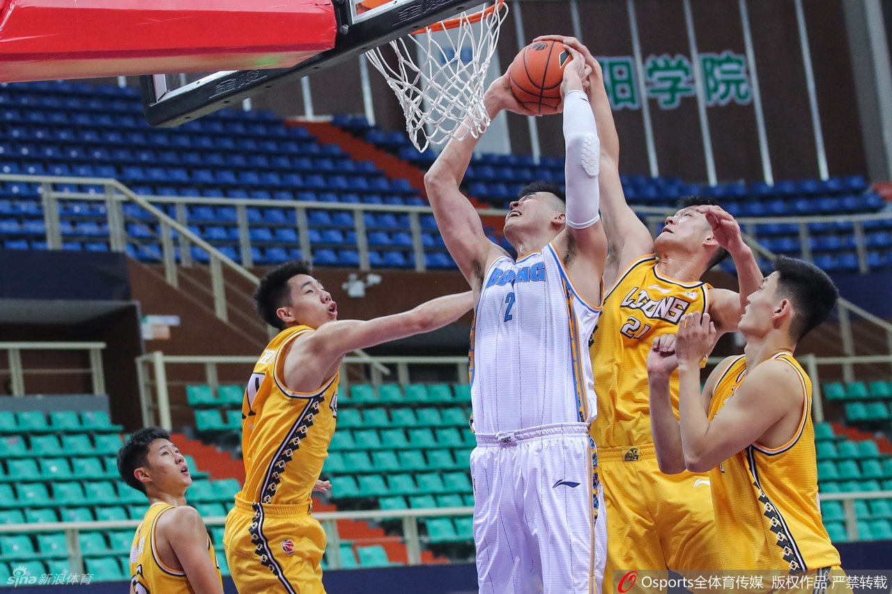[CBA季前赛]广厦61-59北京 孙铭徽罚球绝杀