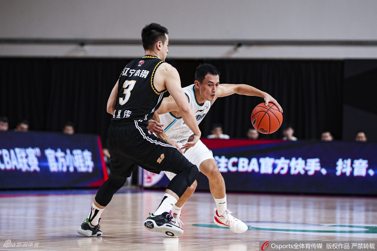 [CBA季前赛]辽宁96-67青岛 张镇麟15分
