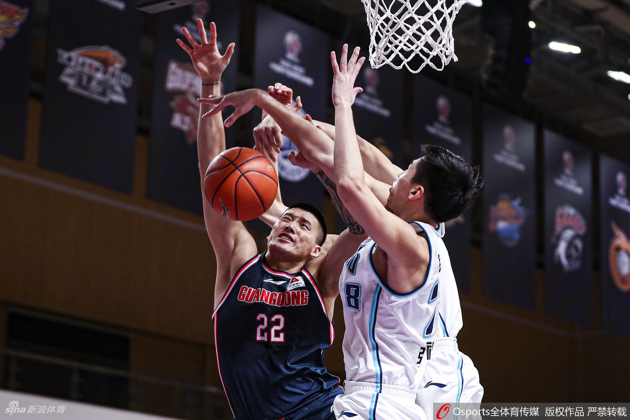 [CBA]青岛90-103广东 胡明轩25分