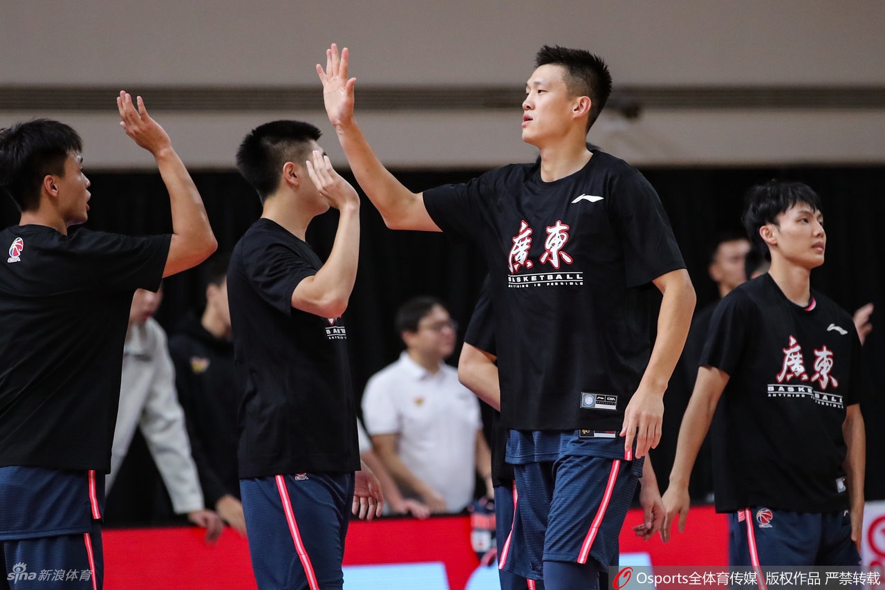 [CBA]青岛90-103广东 胡明轩25分