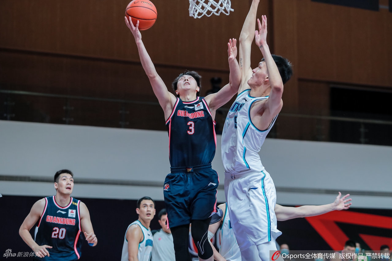 [CBA]青岛90-103广东 胡明轩25分