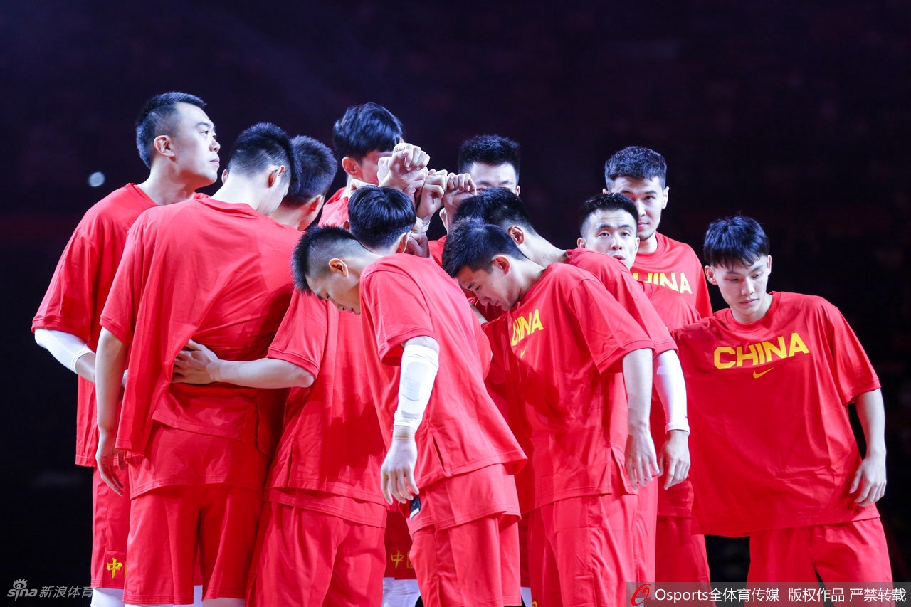 [男篮世预赛]中国男篮79比63战胜日本男篮