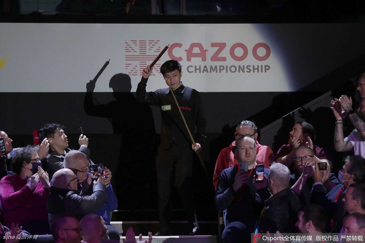 斯诺克英锦赛赵心童首次夺冠