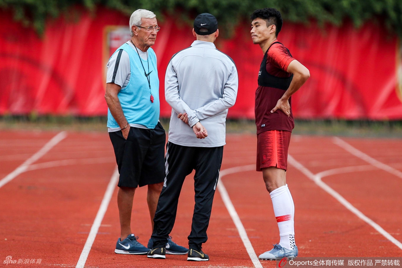 郑智出任广州队执行主教练兼球员