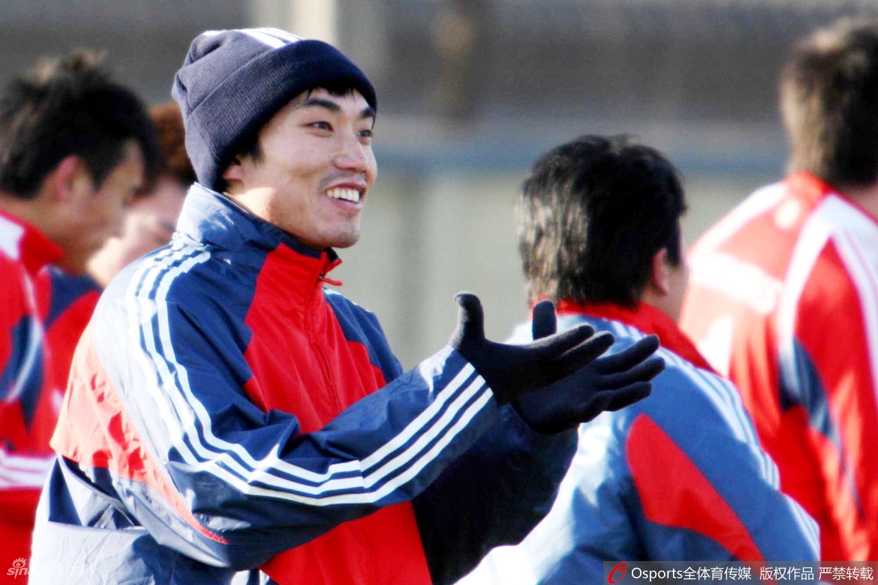 郑智出任广州队执行主教练兼球员