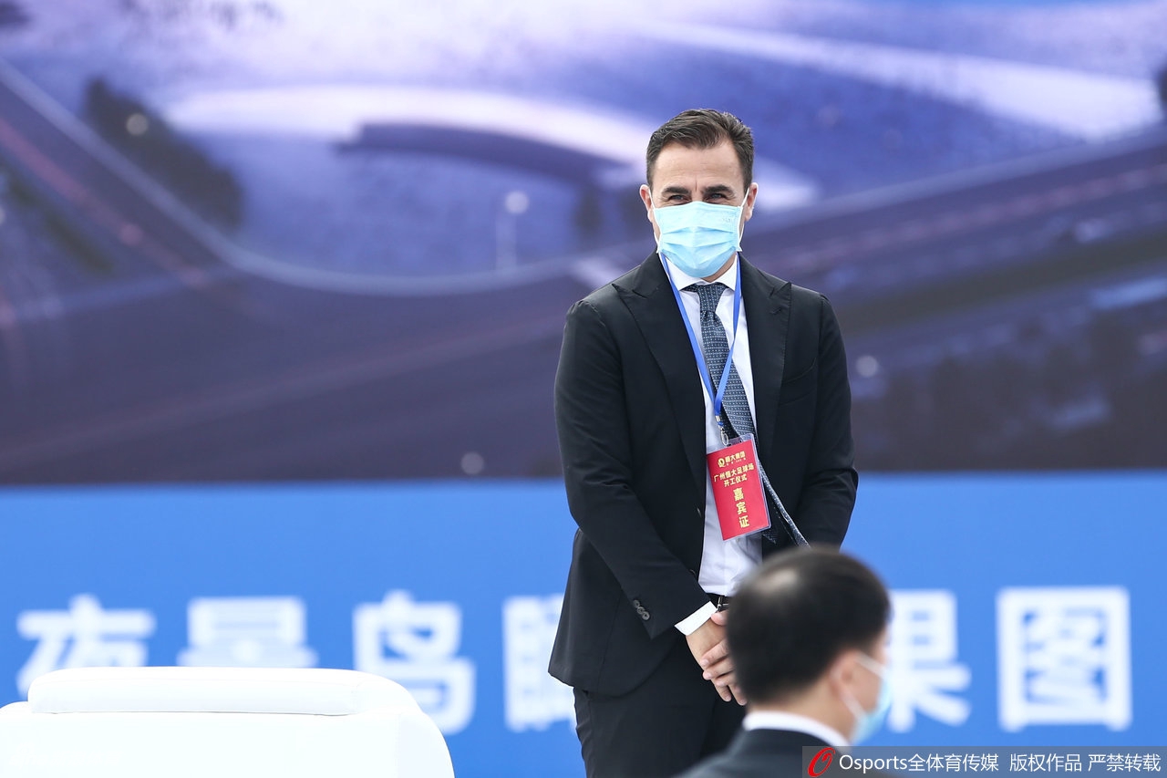 郑智出任广州队执行主教练兼球员