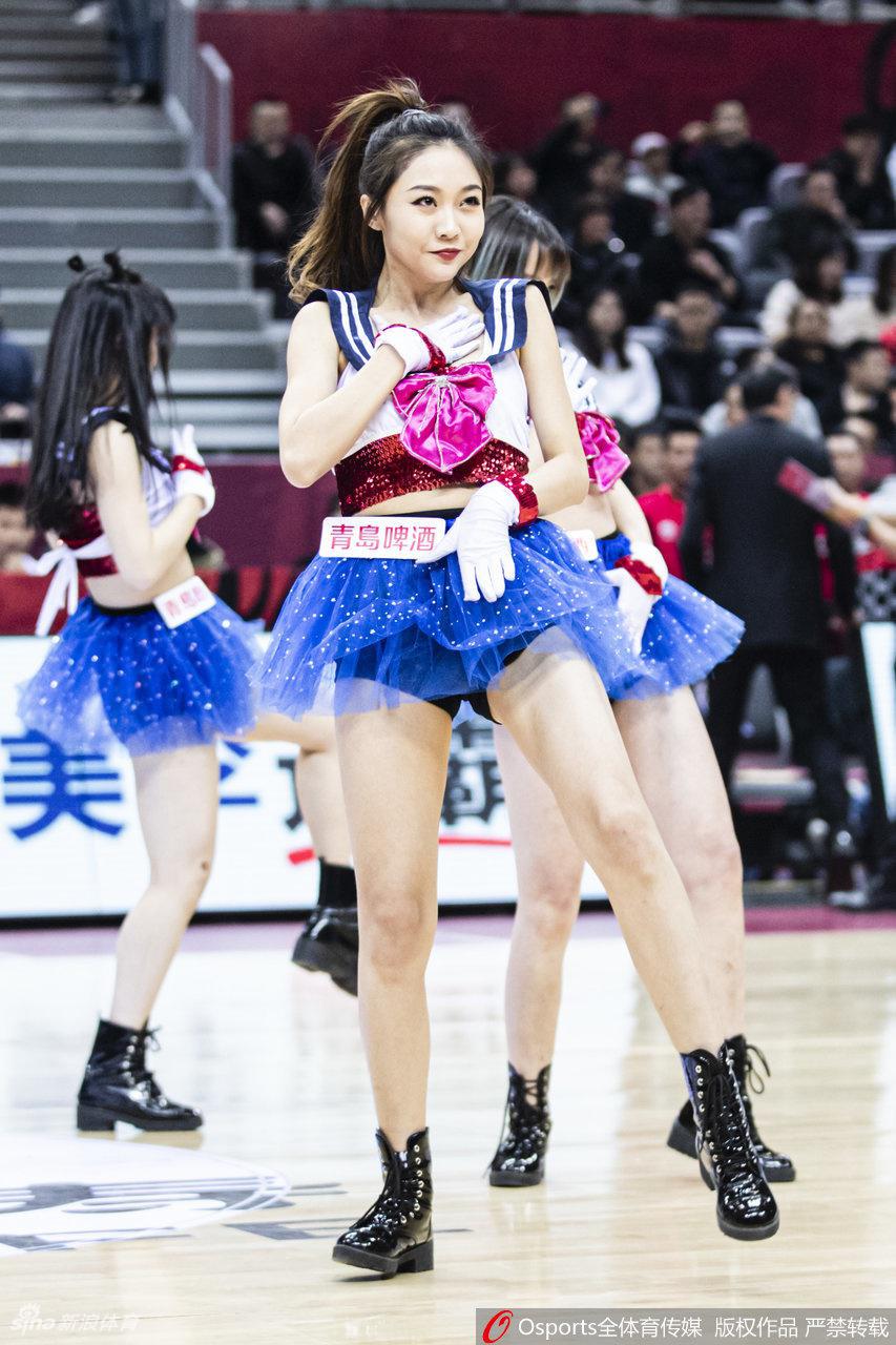 CBA拉拉队13轮回顾 皮裤辣妹vs美少女战士