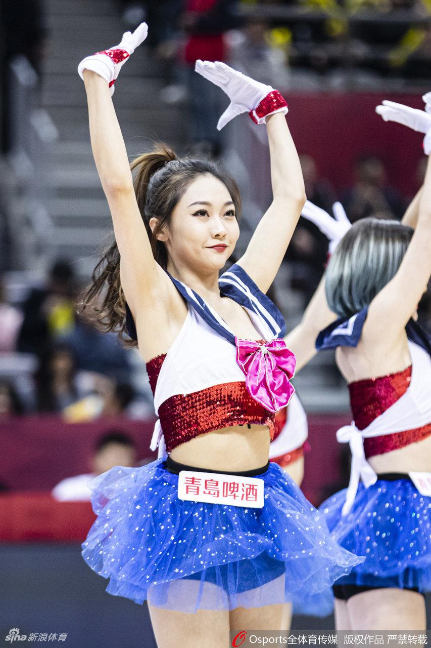 CBA拉拉队13轮回顾 皮裤辣妹vs美少女战士