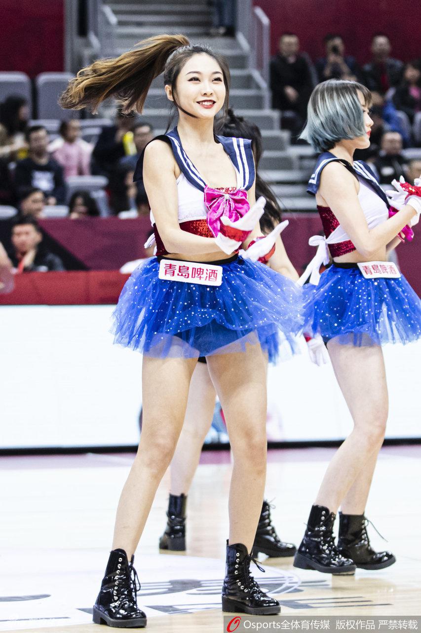 CBA拉拉队13轮回顾 皮裤辣妹vs美少女战士