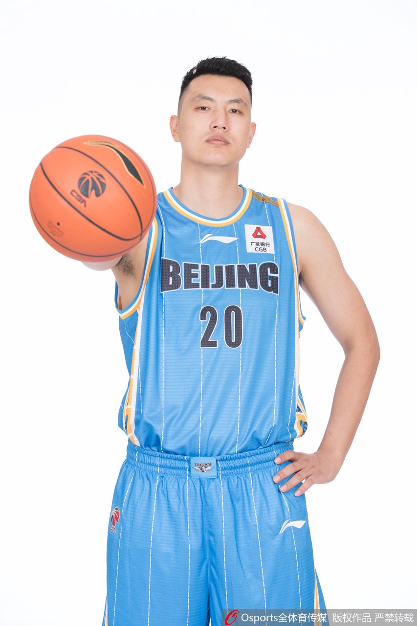 北京首钢拍摄CBA新赛季官方写真