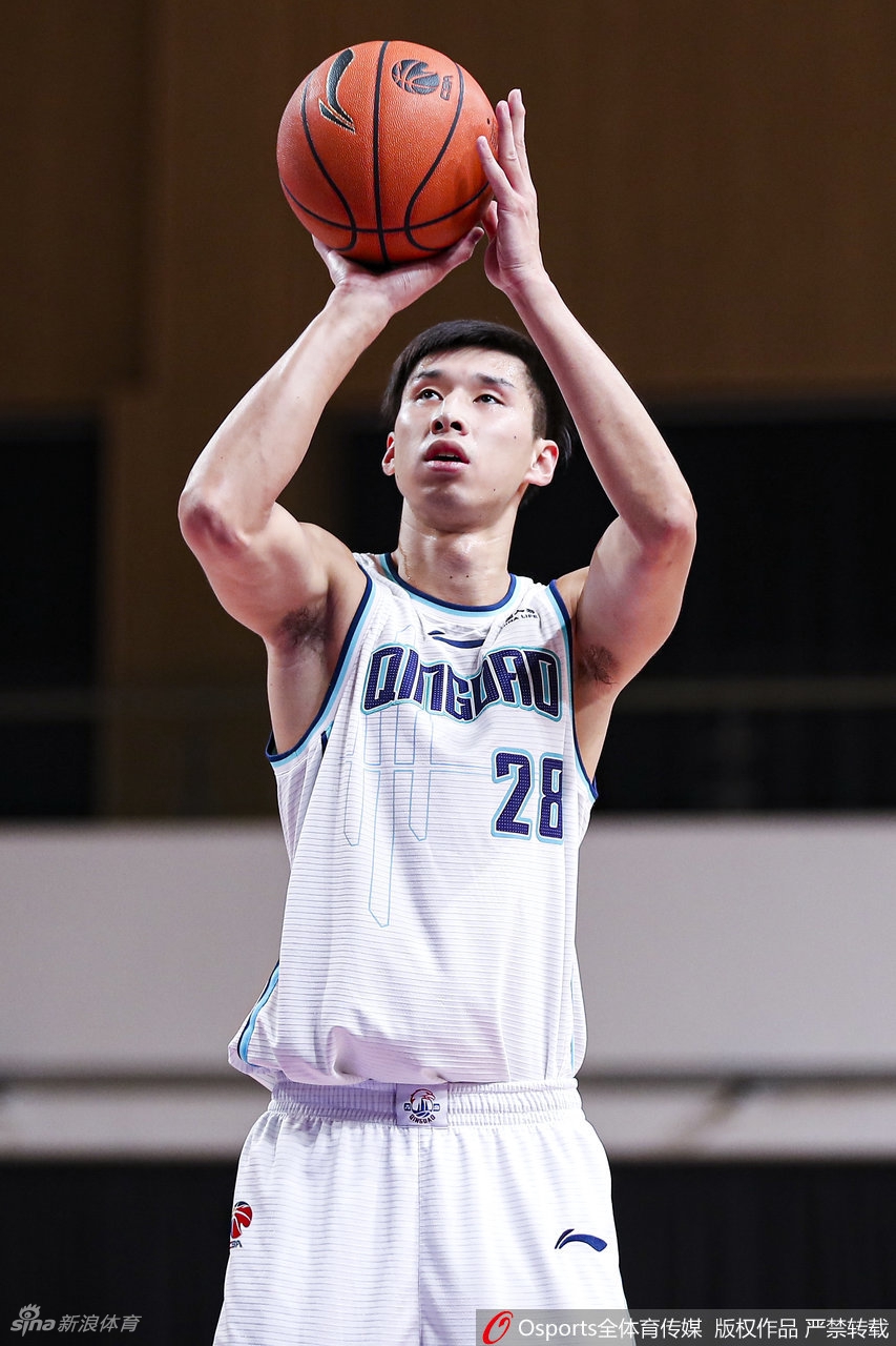 [CBA]青岛90-103广东 胡明轩25分