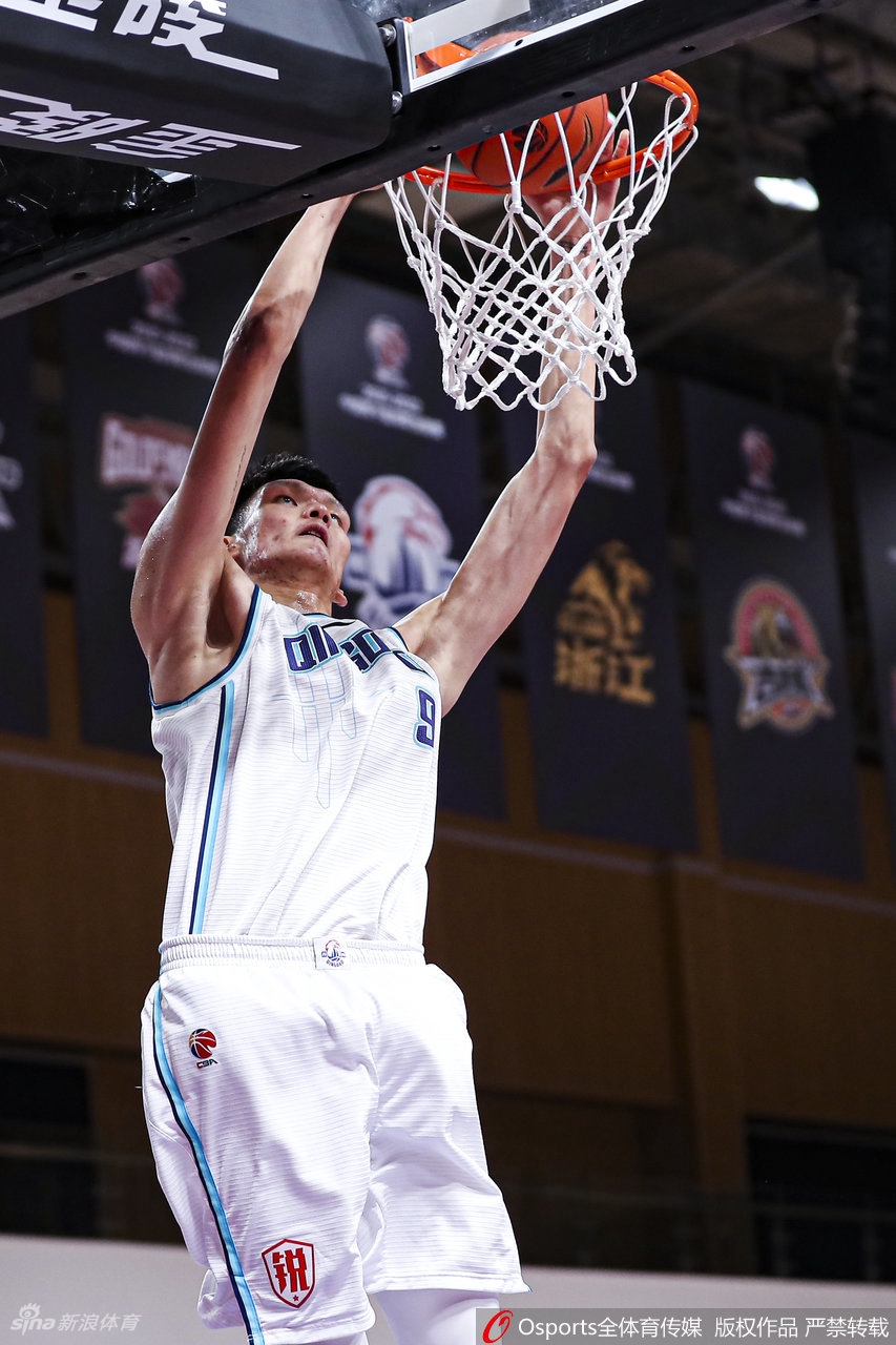 [CBA]青岛90-103广东 胡明轩25分