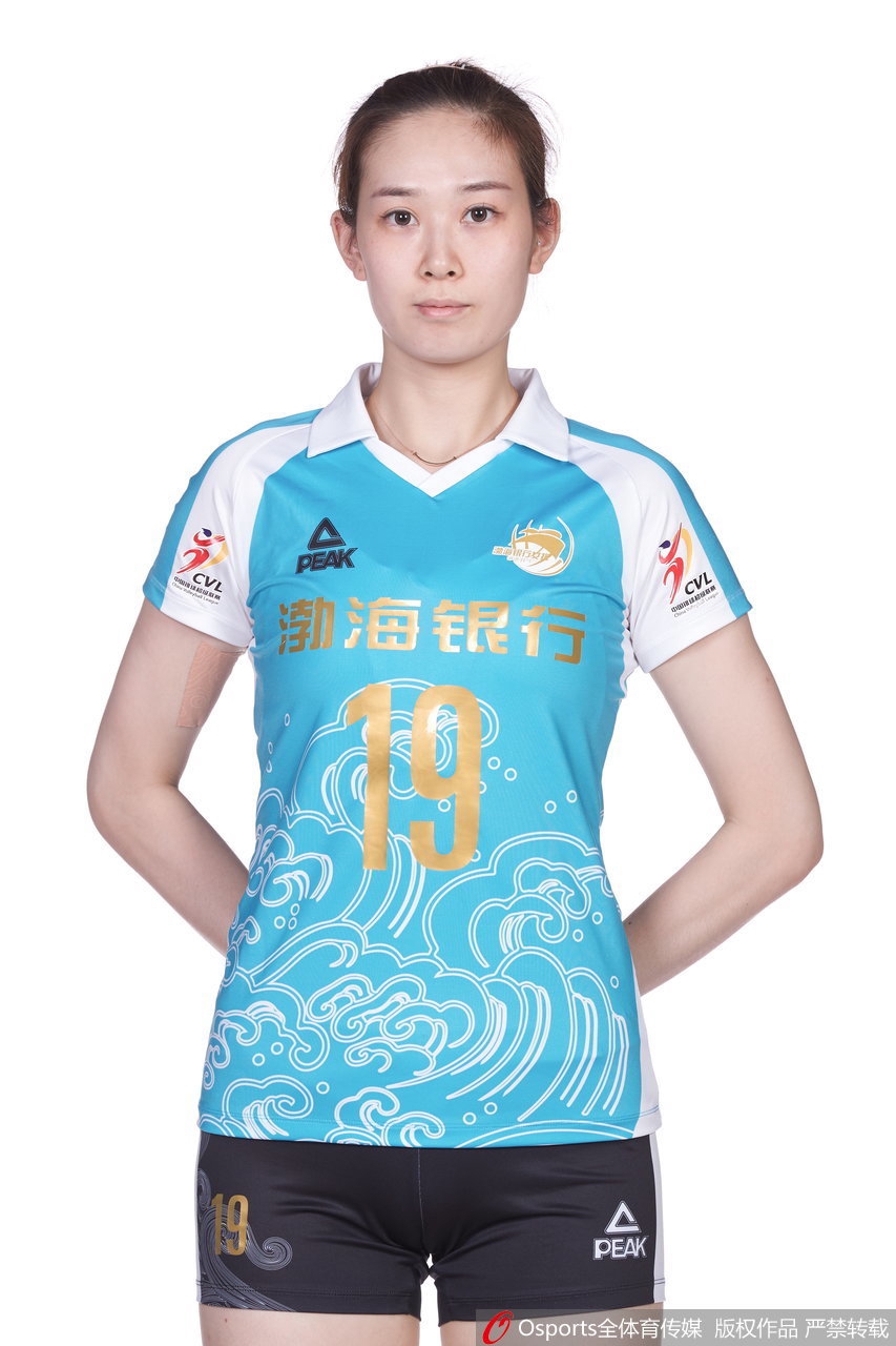 天津女排拍摄排超联赛官方写真