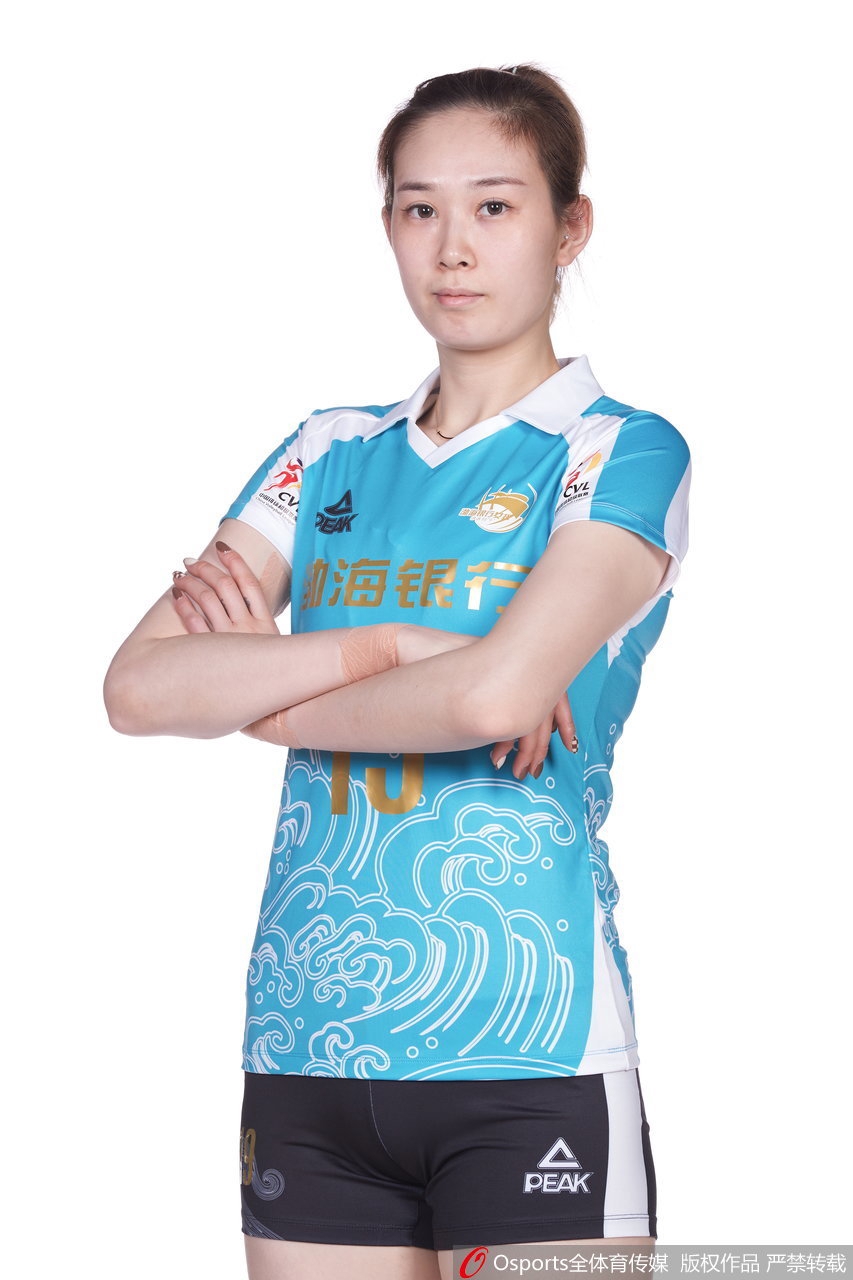 天津女排拍摄排超联赛官方写真