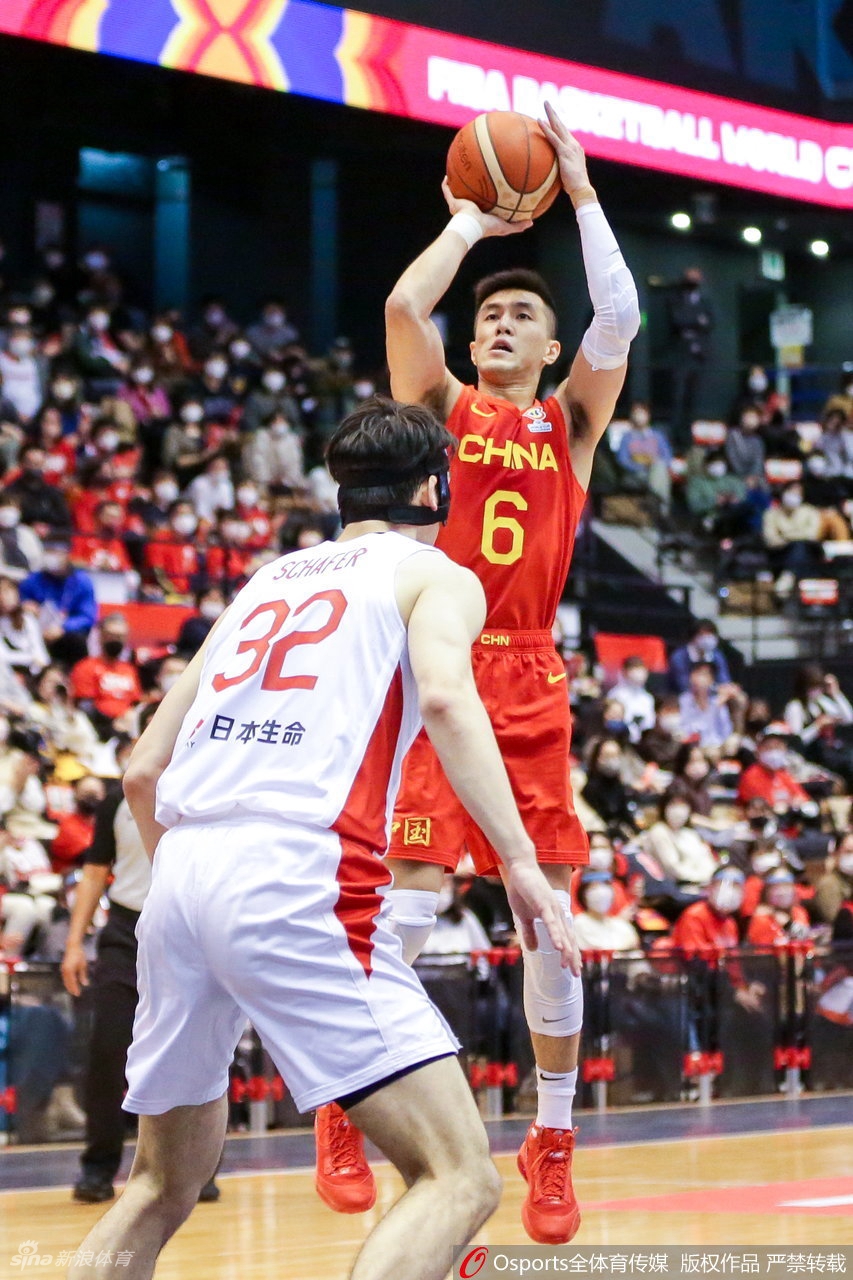 [男篮世预赛]中国男篮79比63战胜日本男篮