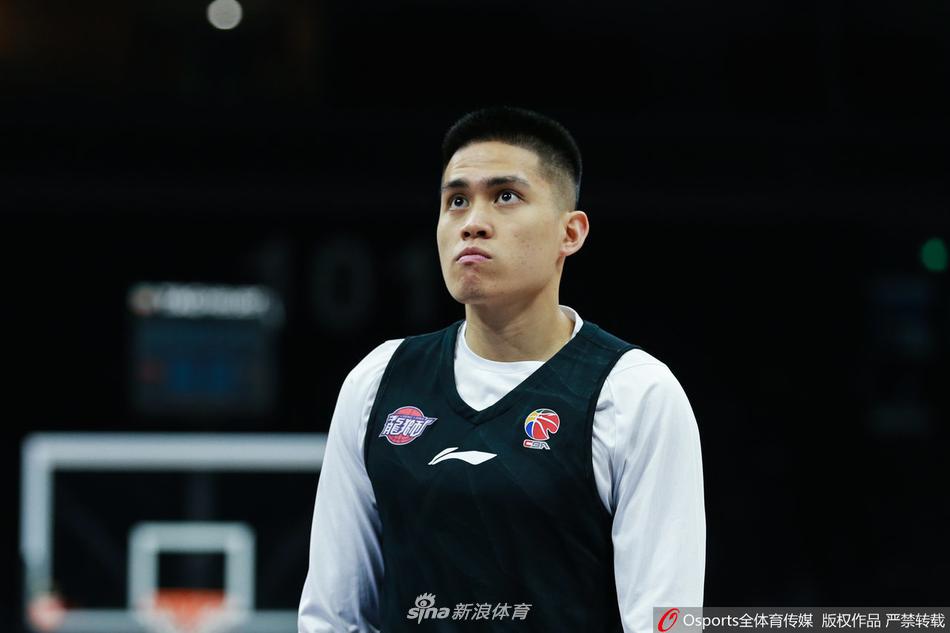 广州龙狮备战训练