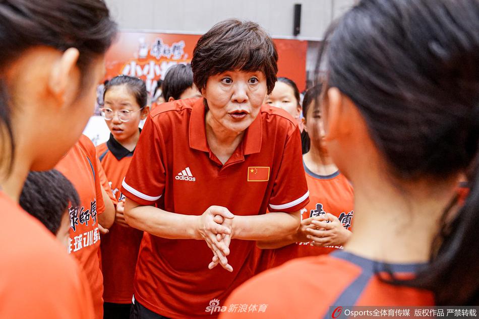 郎平59岁生日快乐回顾"铁榔头"到"郎妈妈"