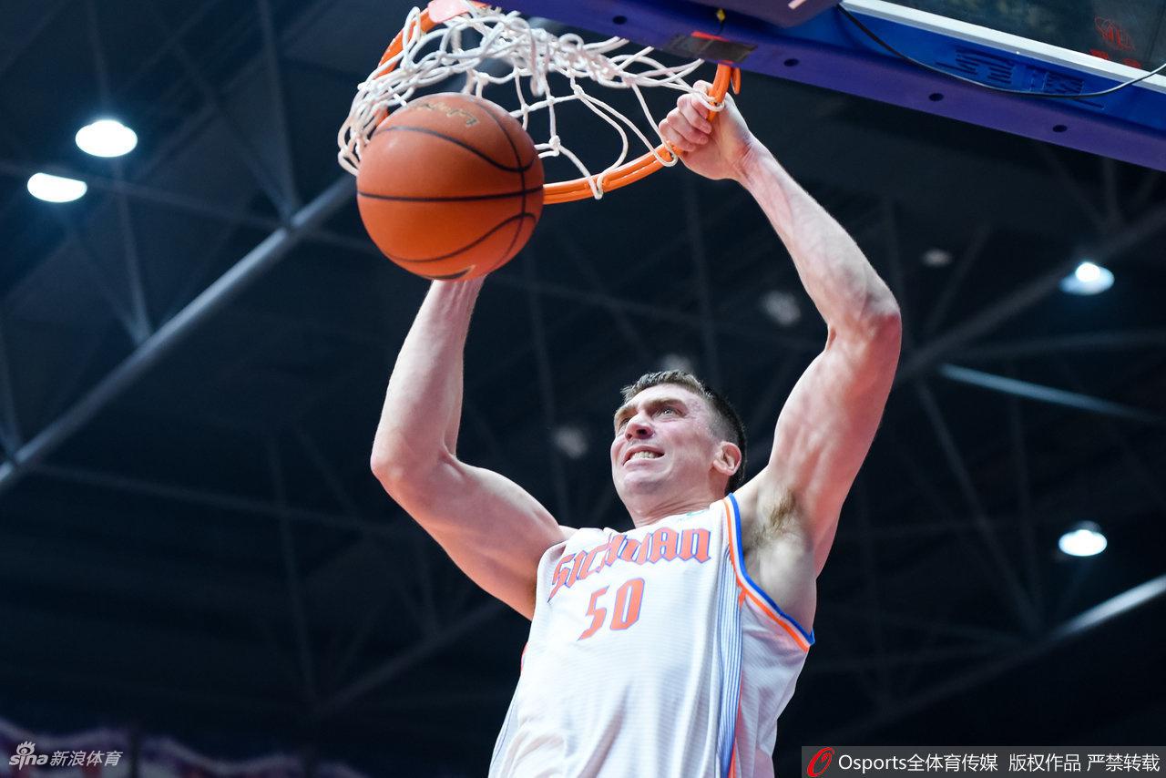 四川金强队外援汉斯布鲁