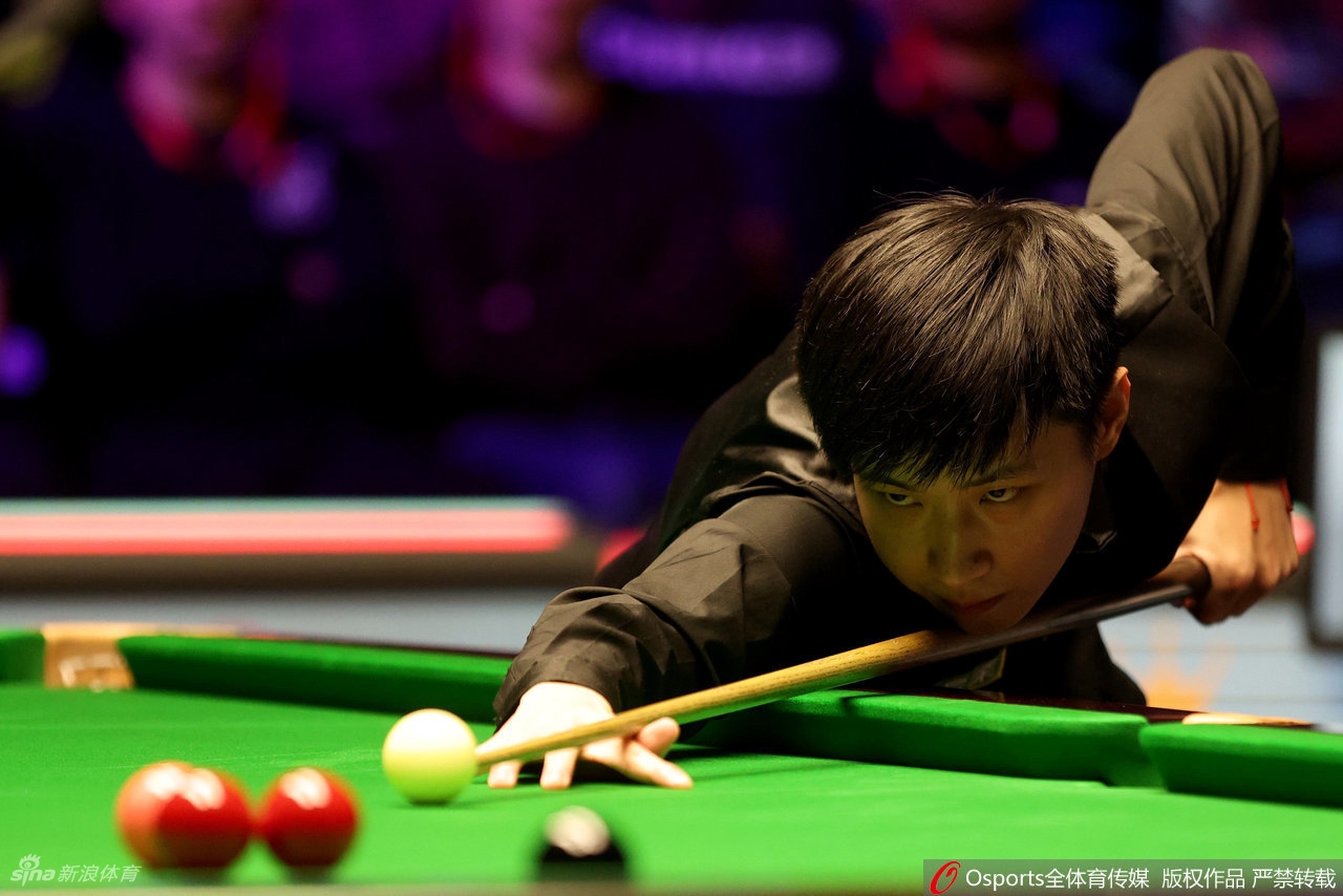 斯诺克英锦赛赵心童首次夺冠
