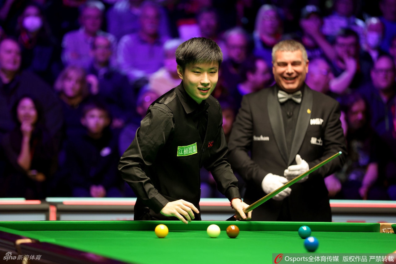 斯诺克英锦赛赵心童首次夺冠