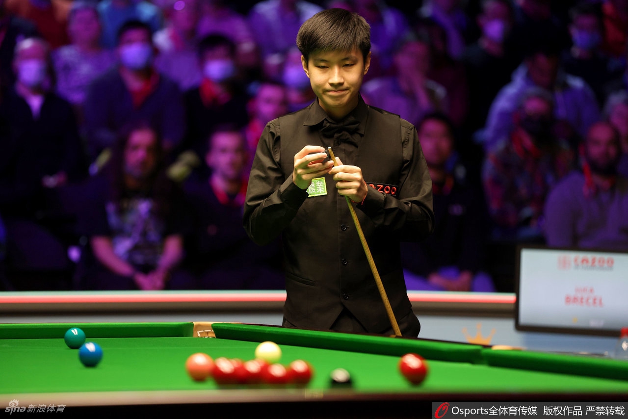 斯诺克英锦赛赵心童首次夺冠