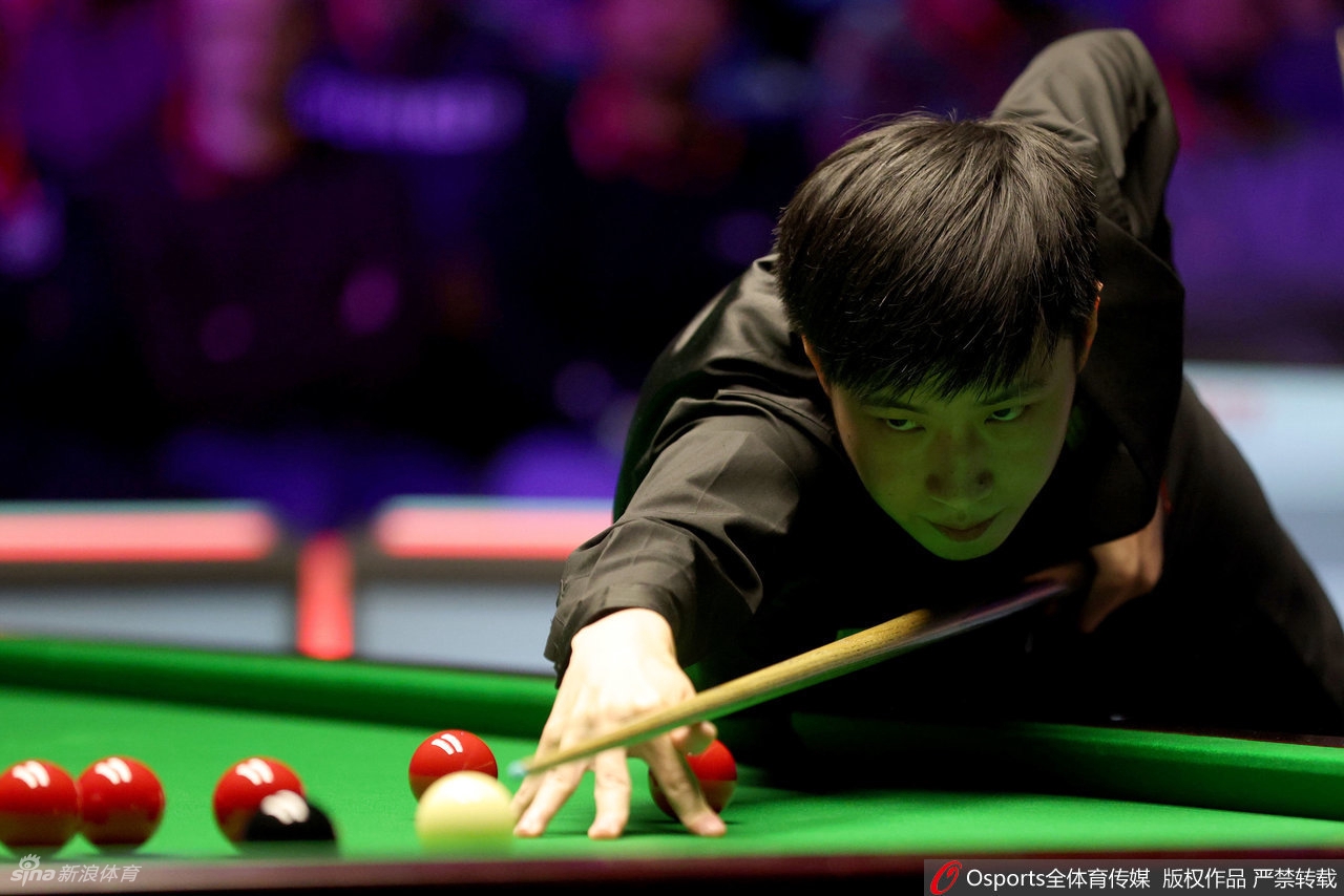 斯诺克英锦赛赵心童首次夺冠