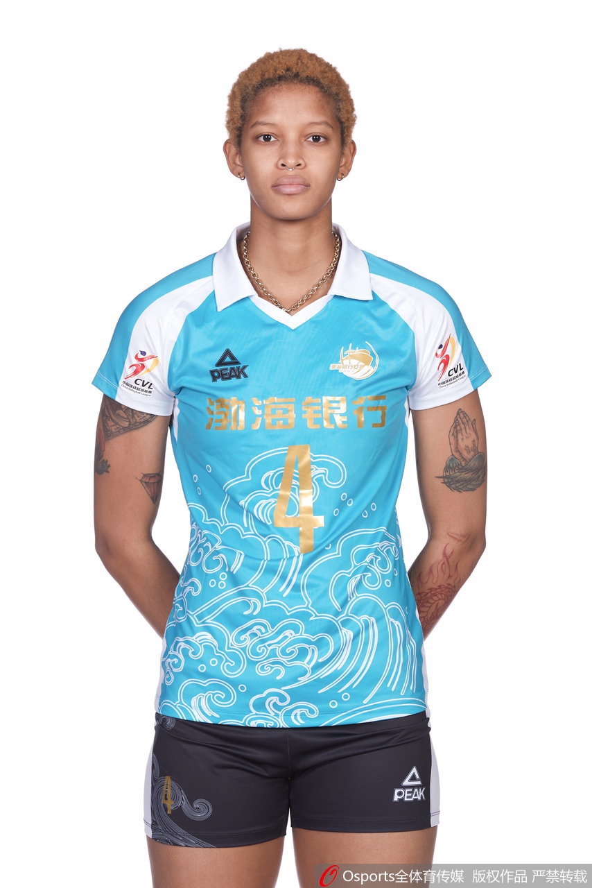 天津女排拍摄排超联赛官方写真