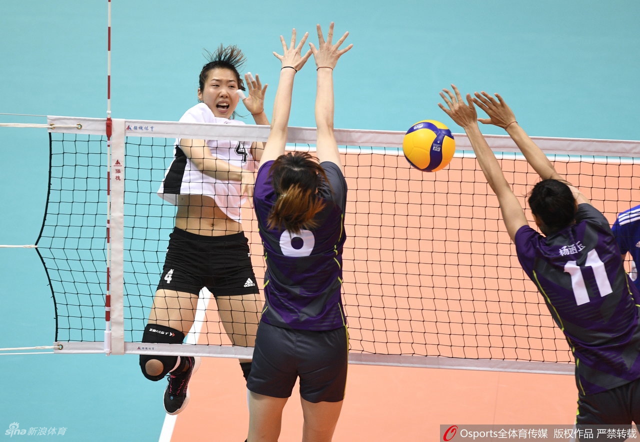 [全运女排]辽宁女排3-2逆转山东