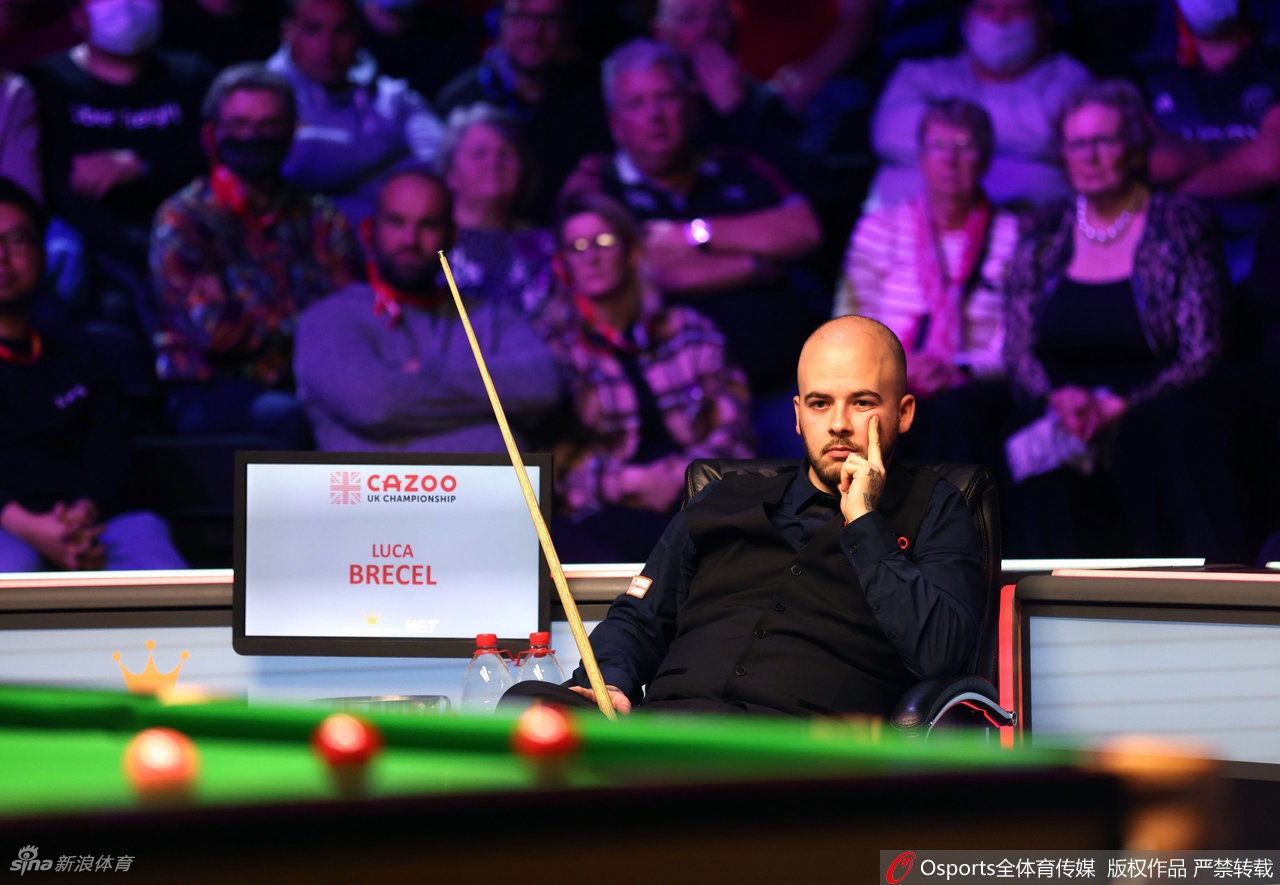 斯诺克英锦赛赵心童首次夺冠