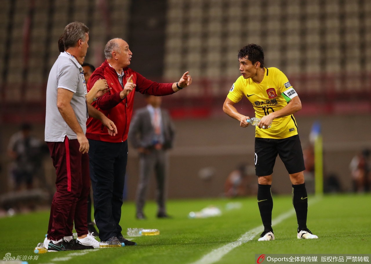 郑智出任广州队执行主教练兼球员