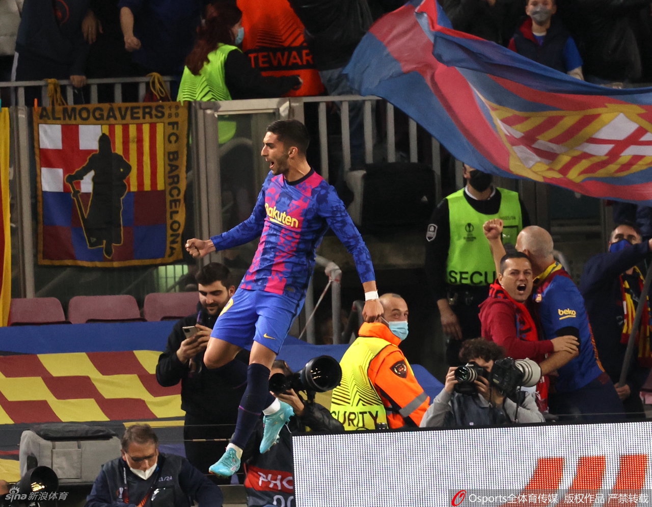 [欧联杯]巴萨1-1那不勒斯 托雷斯点球扳平