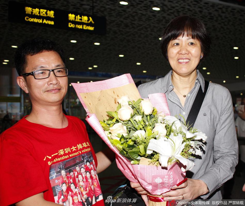 郎平59岁生日快乐回顾"铁榔头"到"郎妈妈"