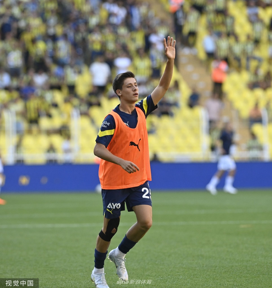 [欧冠资格赛]费内巴切1-1基辅迪纳摩