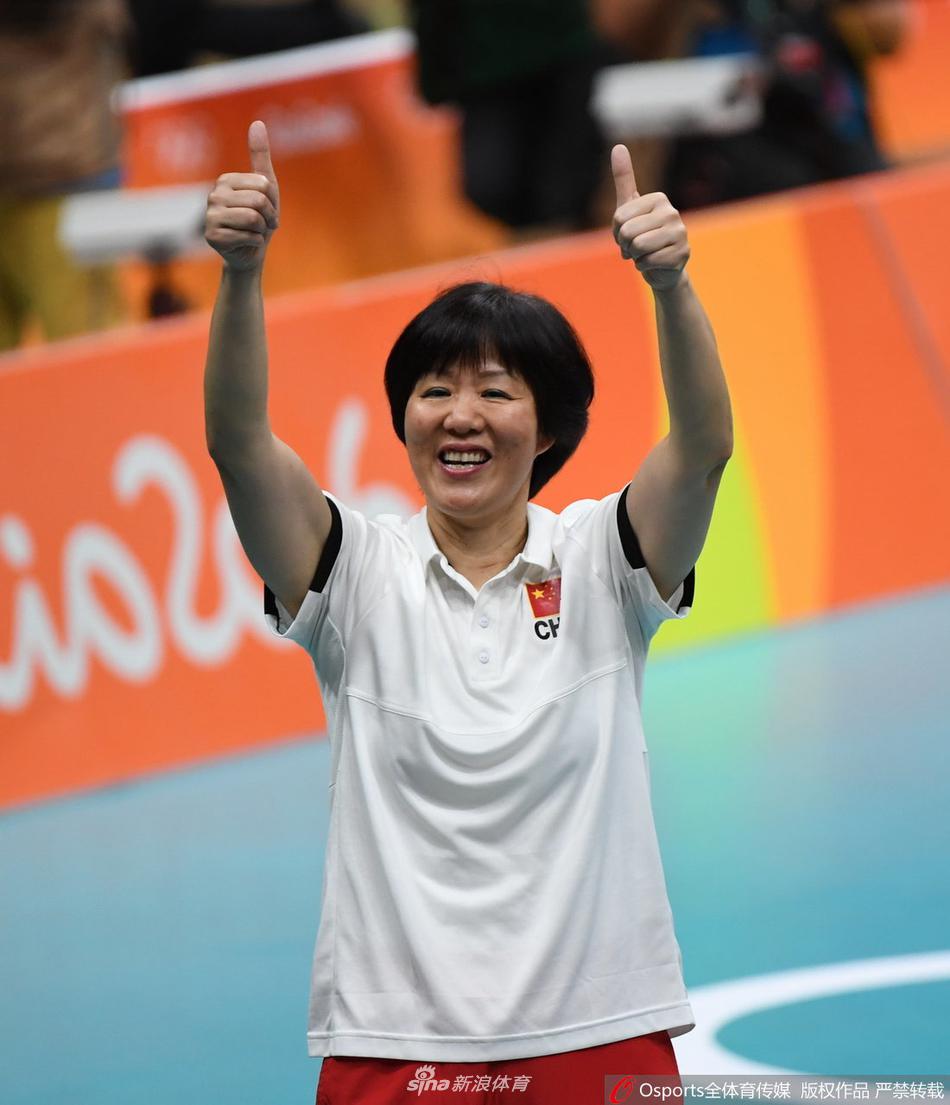 郎平59岁生日快乐回顾"铁榔头"到"郎妈妈"