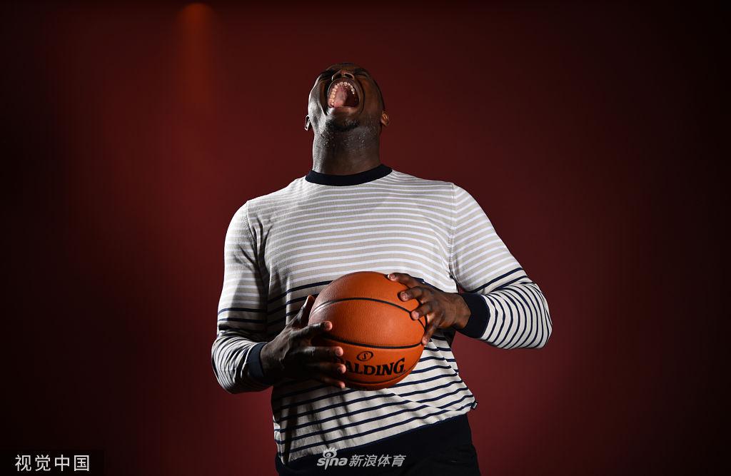 状元秀大热门锡安拍摄选秀写真 小霸王向NBA说你好！