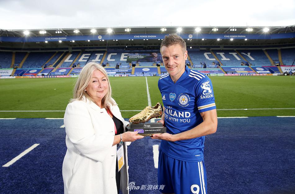 瓦尔迪获赛季金靴