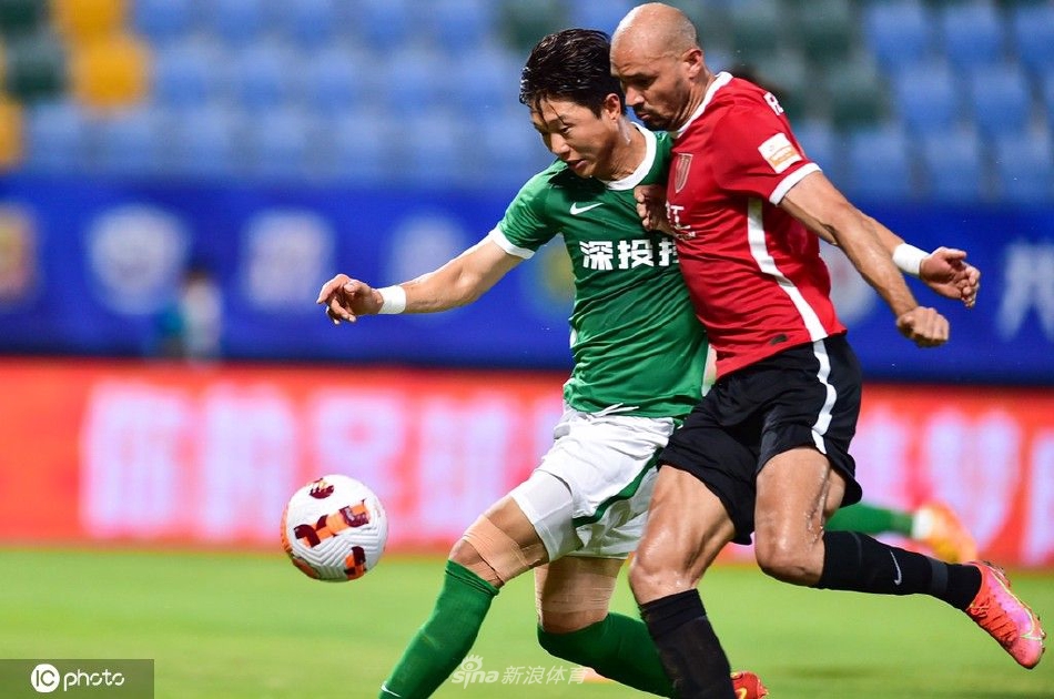 [中超]成都蓉城2-2深圳队